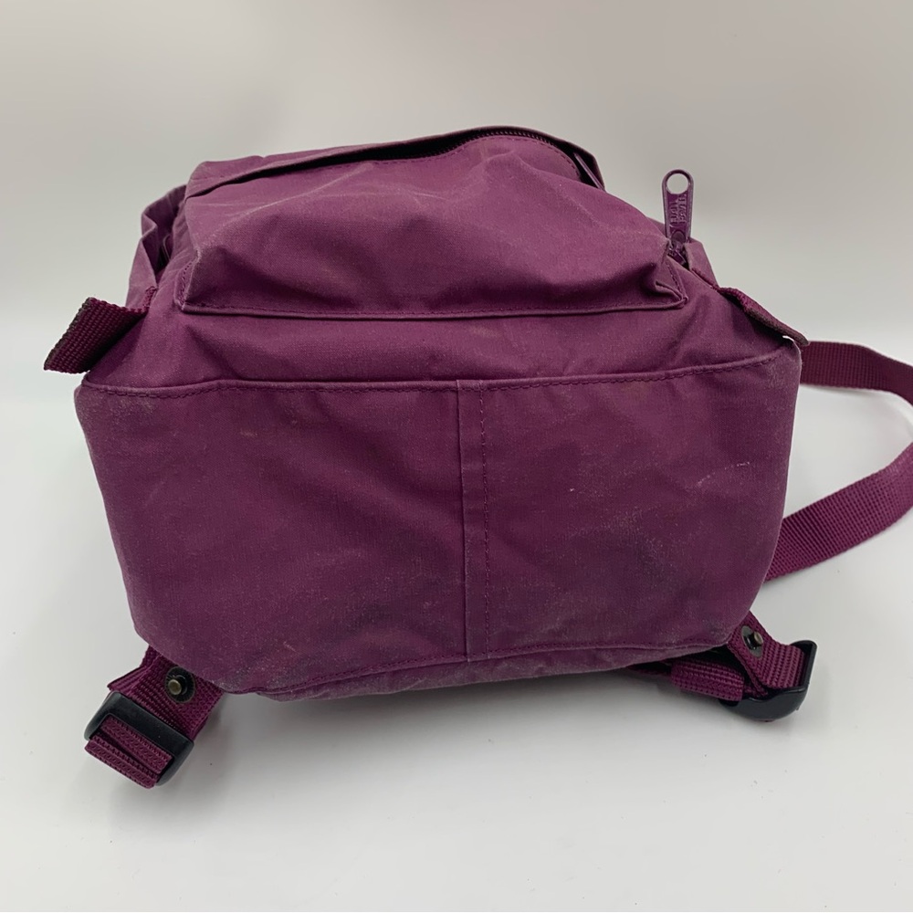 Fjällräven Kånken Purple Backpack - Picture 7 of 13